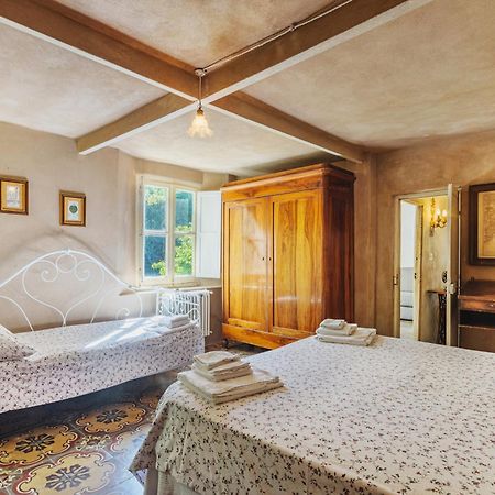 Agriturismo Di Charme E Ristorante Stallato Il Filo Di Paglia Carro Ngoại thất bức ảnh