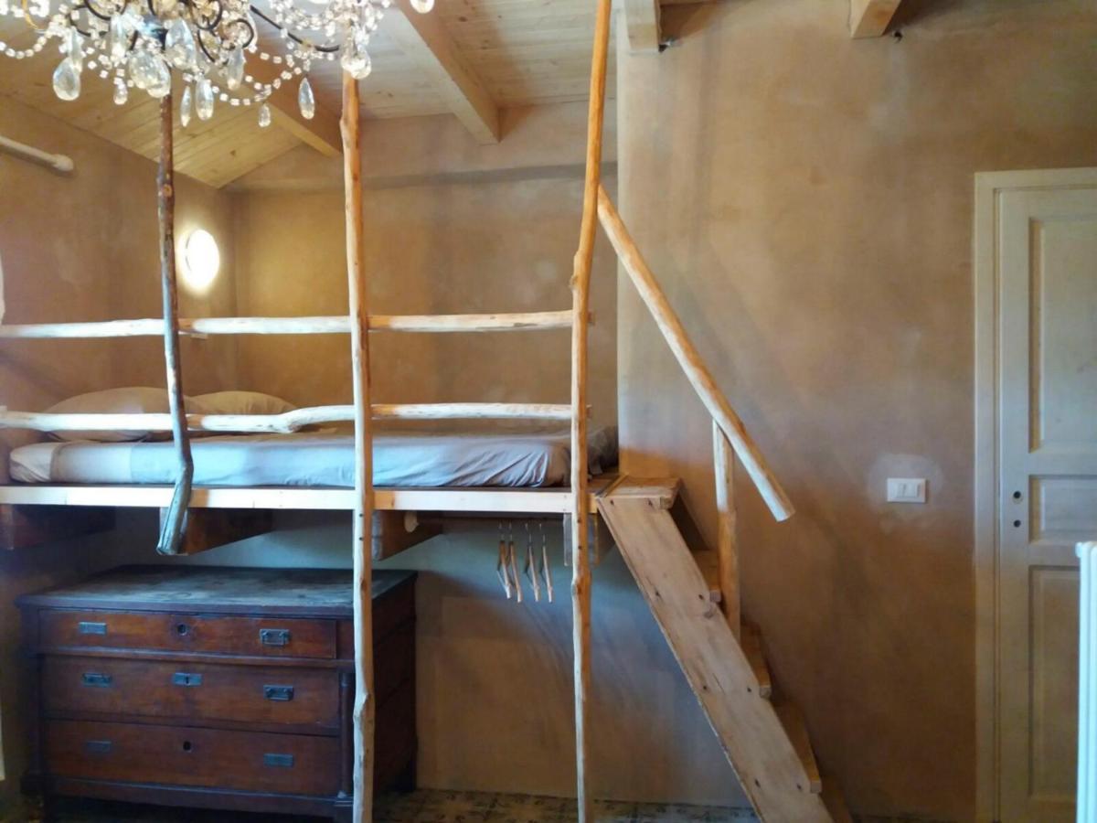 Agriturismo Di Charme E Ristorante Stallato Il Filo Di Paglia Carro Ngoại thất bức ảnh