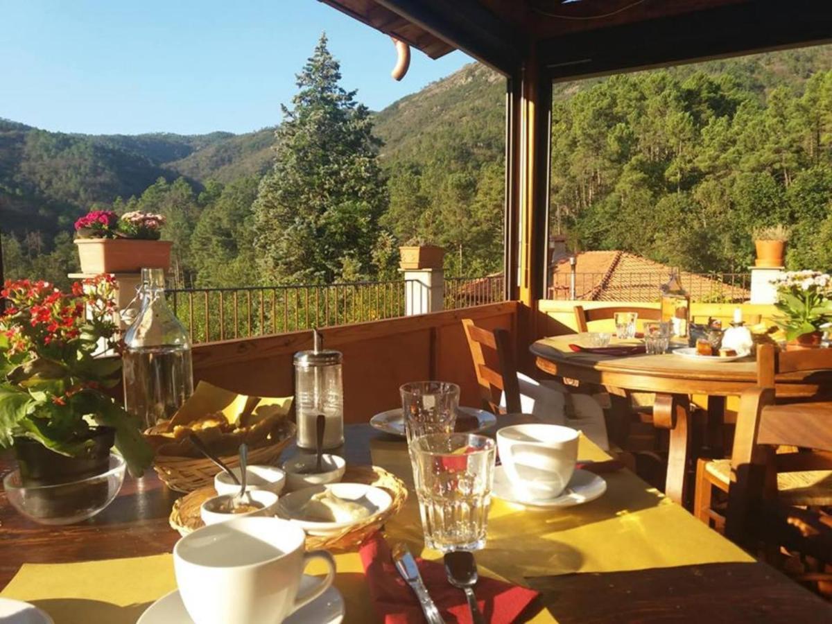 Agriturismo Di Charme E Ristorante Stallato Il Filo Di Paglia Carro Ngoại thất bức ảnh