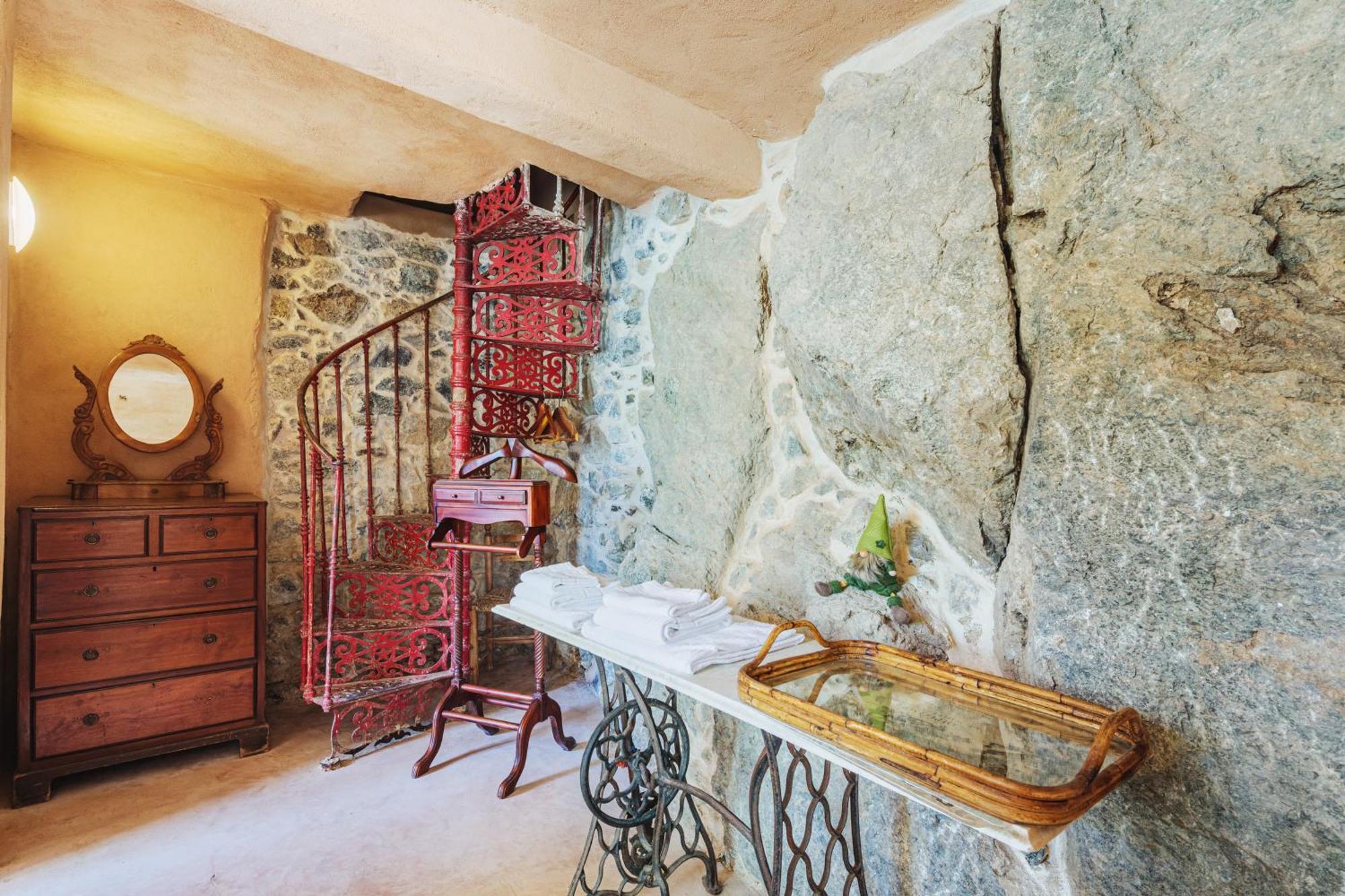 Agriturismo Di Charme E Ristorante Stallato Il Filo Di Paglia Carro Ngoại thất bức ảnh
