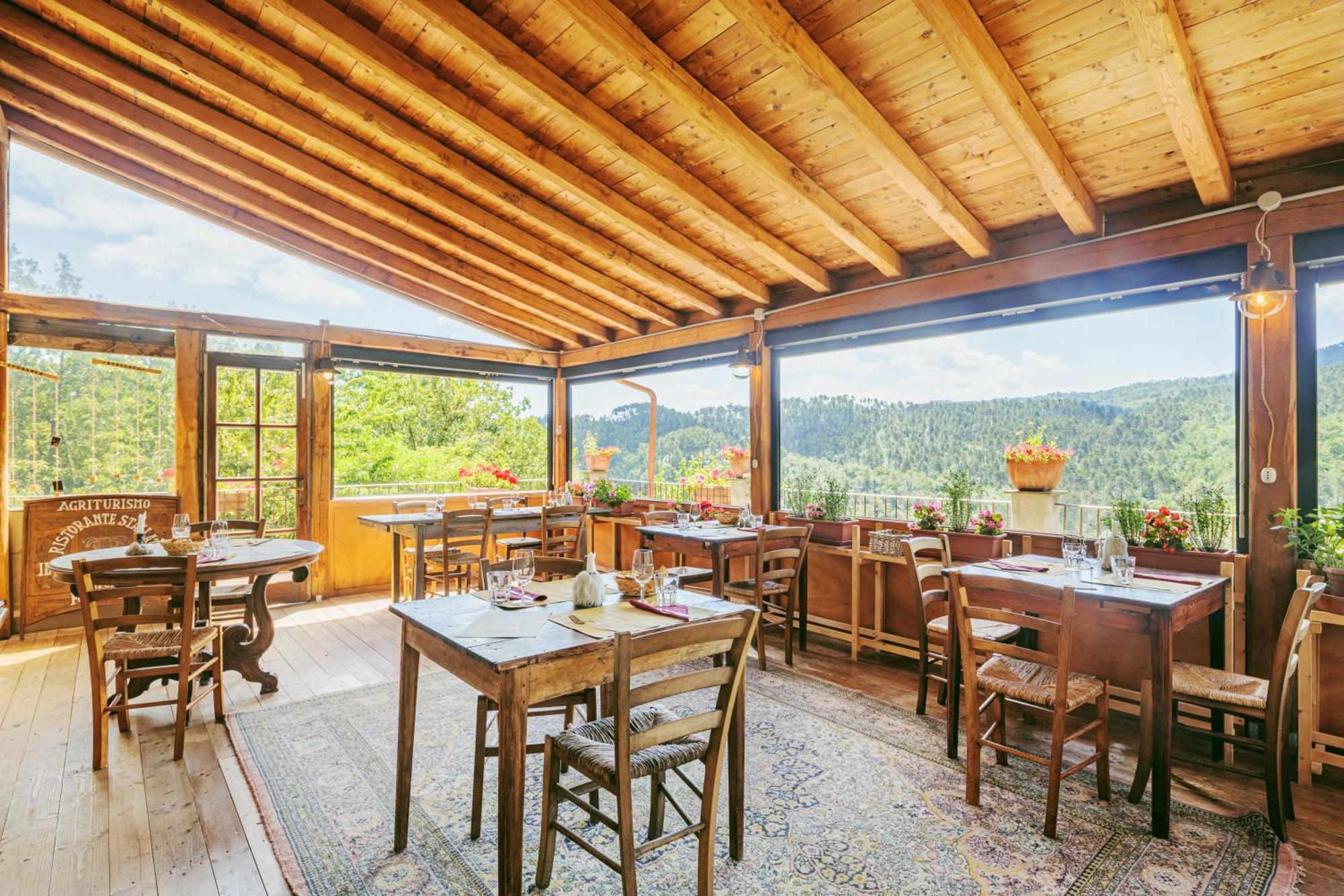 Agriturismo Di Charme E Ristorante Stallato Il Filo Di Paglia Carro Ngoại thất bức ảnh