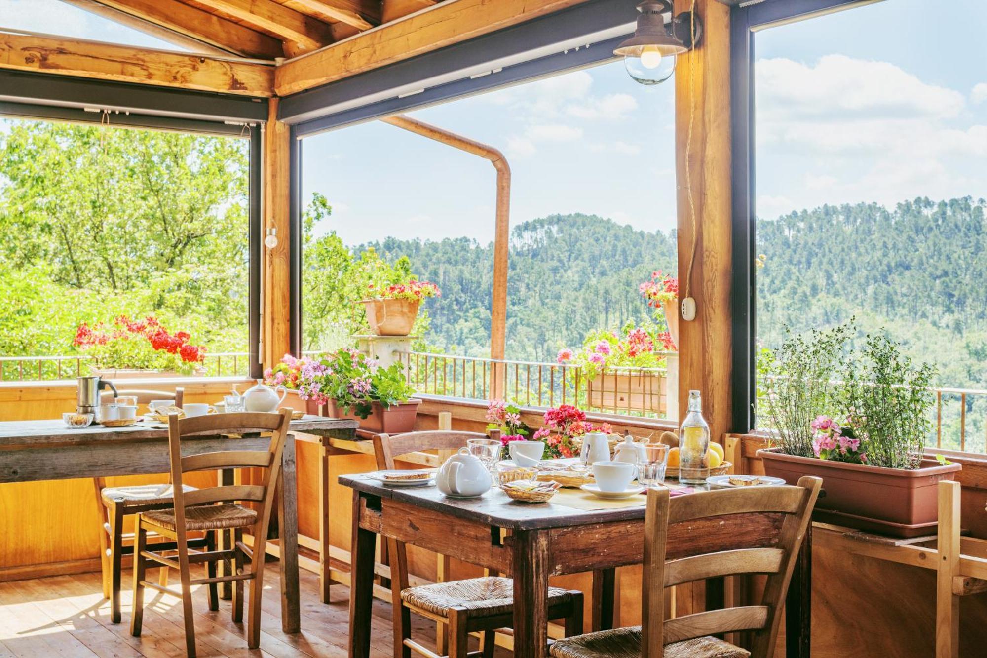 Agriturismo Di Charme E Ristorante Stallato Il Filo Di Paglia Carro Ngoại thất bức ảnh